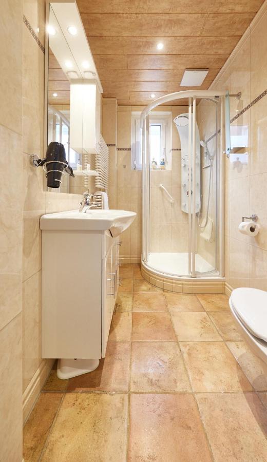 Strandhus Cuxi - 1 คุกซ์ฮาเวน ภายนอก รูปภาพ